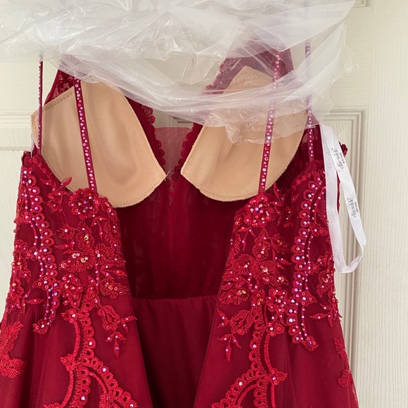 Red 2020 grad dress perfect condition!!! - Picture 9 of 14